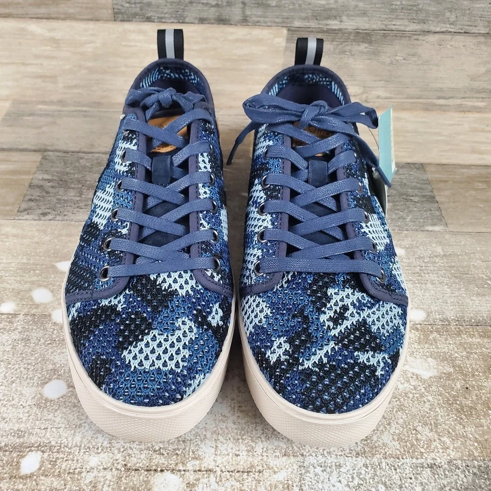 Toms Trvl Lite Low Mens Shoes Sz 8 Navy Flecktarn Camo Round Toe Casual Sneakers